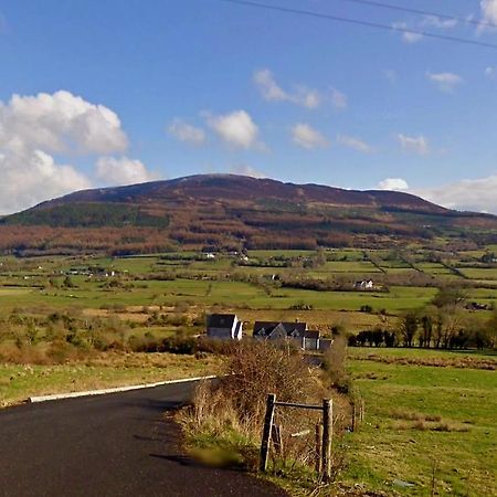 Slieve Gullion Guest Apartment Mullaghbane ภายนอก รูปภาพ